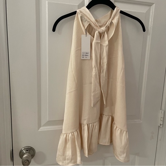 NWT Strut & Bolt for Vici cream halter top with tie - Picture 5 of 16